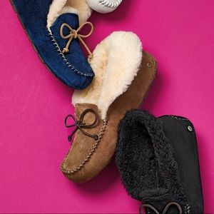 BNIB Ugg Alena Slipper